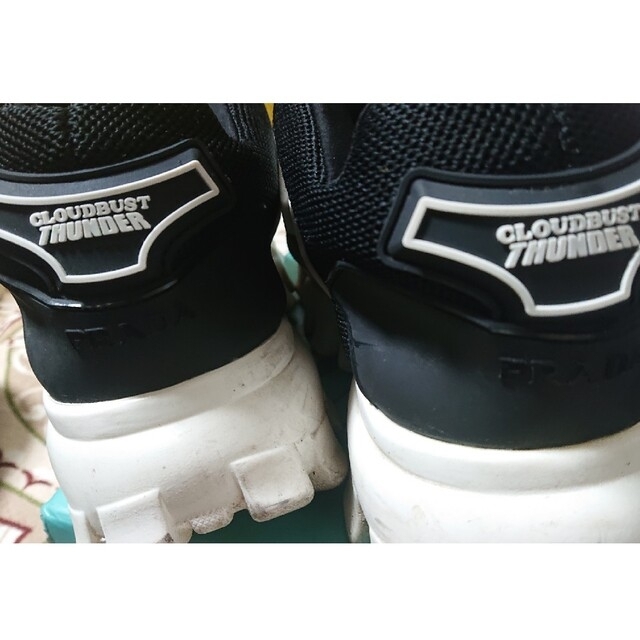PRADA(プラダ)のクラウドバストサンダー風 黒白カラー メンズの靴/シューズ(スニーカー)の商品写真