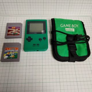 ゲームボーイ(ゲームボーイ)の任天堂　GAMEBOYポケット　1998年　グリーン　ソフト✕２　専用携帯ケース(家庭用ゲーム機本体)