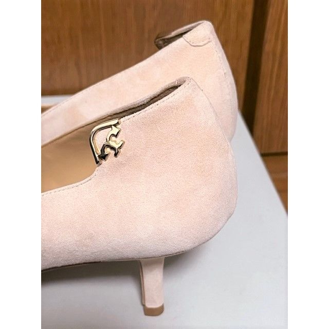 Tory Burch(トリーバーチ)の新品同様トリーバーチ★パンプス／Elizabeth Pump レディースの靴/シューズ(ハイヒール/パンプス)の商品写真