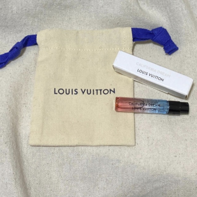 LOUIS VUITTON(ルイヴィトン)の香水　巾着　ポーチ　セット　ルイヴィトン　ヴィトン　LV コスメ/美容の香水(香水(女性用))の商品写真