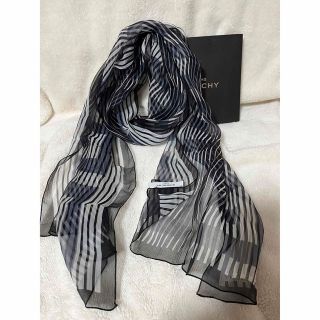 subasta.more.com.uy - 10320円 ジバンシー ショールら マフラー/ショール