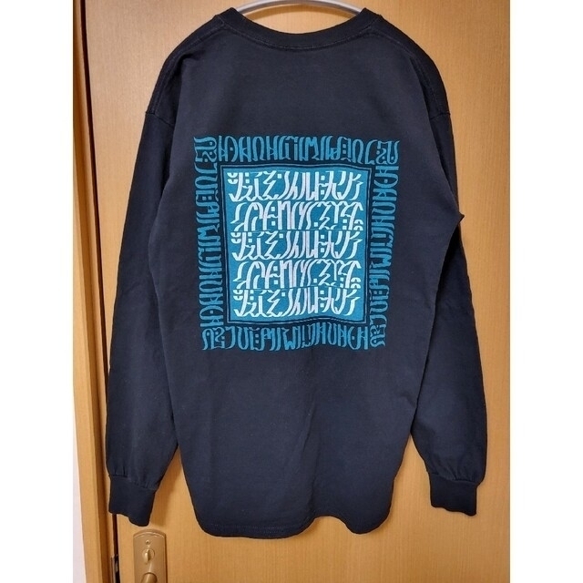 ⭐juemi ジュエミ　バックプリント　ロンT　ブラック⭐ レディースのトップス(Tシャツ(長袖/七分))の商品写真