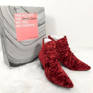 ジェフリーキャンベル(JEFFREY CAMPBELL)のJeffrey Campbell ジェフリーキャンベル ベロア ブーティー(ブーティ)