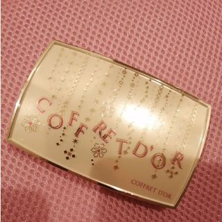 コフレドール(COFFRET D'OR)の新品　コフレドール　パウダーファンデーション　ベージュC コンパクトケース(ファンデーション)