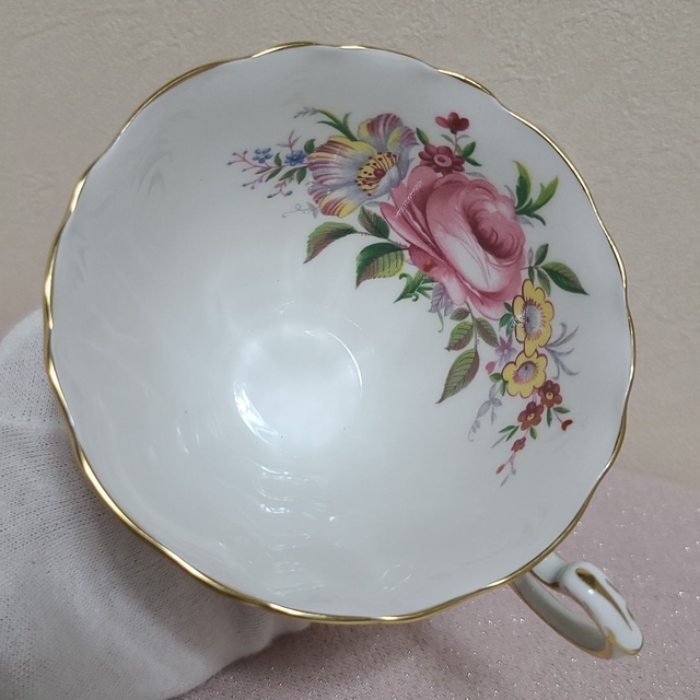 美品 Paragon パラゴン シアン 金彩 ローズブーケ カップ&ソーサー