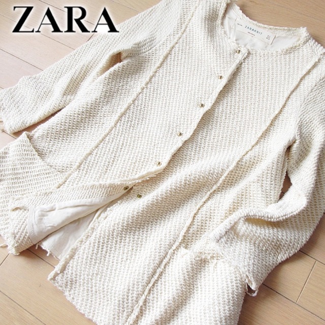 ZARA(ザラ)の美品 (EUR)S ザラ ZARA レディース ノーカラージャケット アイボリー レディースのジャケット/アウター(ノーカラージャケット)の商品写真