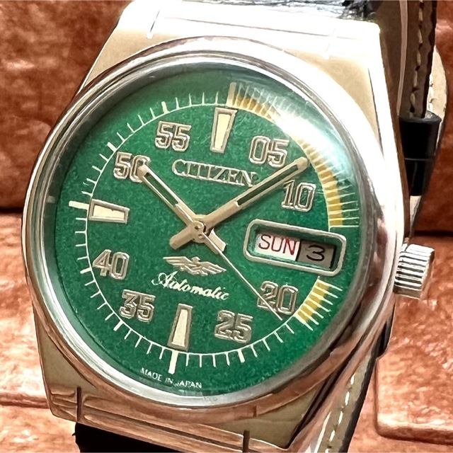 【人気】シチズン★CITIZEN★ヴィンテージ腕時計★自動巻き★メンズ★グリーン | フリマアプリ ラクマ