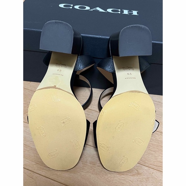 COACH(コーチ)の正規品　COACH コーチ Maddi Sandal ハイヒール　サンダル レディースの靴/シューズ(サンダル)の商品写真