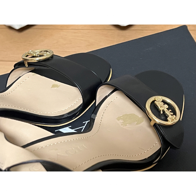 COACH(コーチ)の正規品　COACH コーチ Maddi Sandal ハイヒール　サンダル レディースの靴/シューズ(サンダル)の商品写真