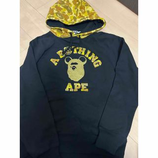 アベイシングエイプ(A BATHING APE)の激レアM美品！BAPE×BE@RBRICK金ラメプルオーバーパーカーベアブリック(パーカー)