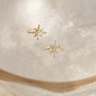 アーカー(AHKAH)のstarburst ear cuff 18k gold-plated (イヤーカフ)