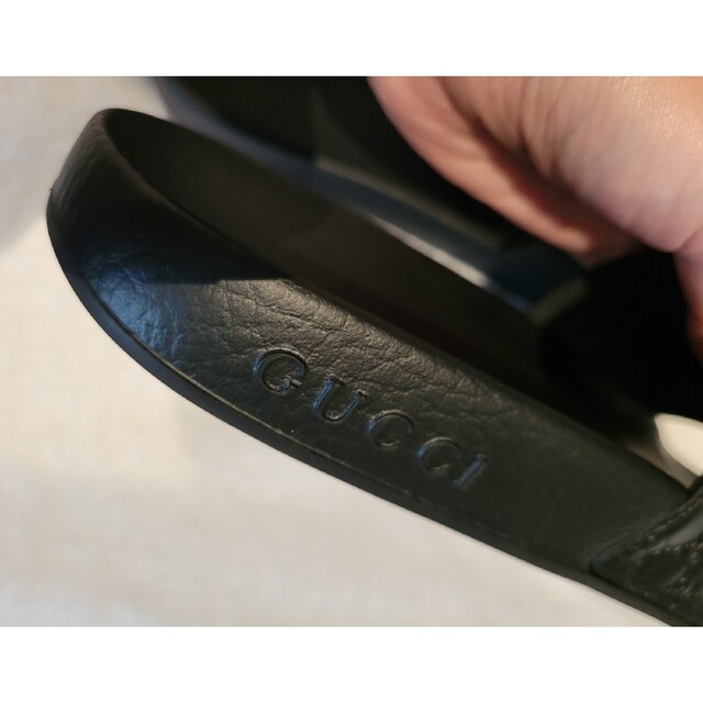 GUCCI - GUCCI サンダル 黒 24 シグネチャーサンダル レザー GUCCI - GUCCI サンダル 黒 24 シグネチャーサンダル レザー