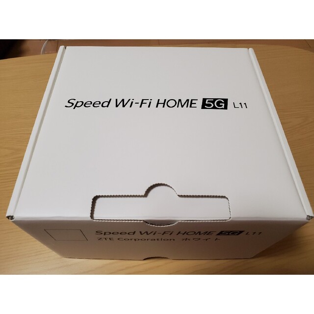 ZTE(ゼットティーイー)のSpeed Wi-Fi HOME 5G L11 ZTE ホームルーター スマホ/家電/カメラのPC/タブレット(PC周辺機器)の商品写真