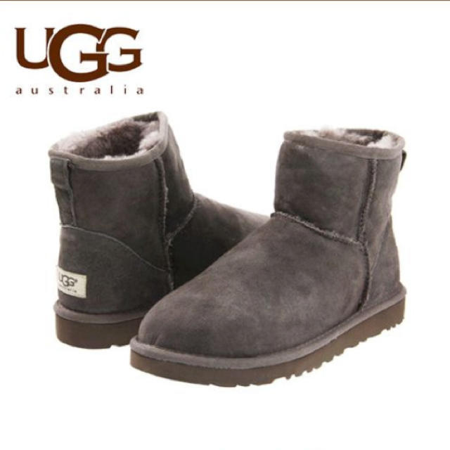 UGG(アグ)のUGG クラシックミニ グレー 新品☆ レディースの靴/シューズ(ブーツ)の商品写真