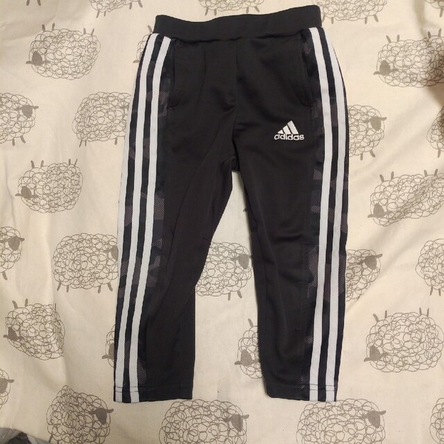 adidas(アディダス)のadidas　ジャージ上下セット　100㎝ キッズ/ベビー/マタニティのキッズ服男の子用(90cm~)(その他)の商品写真