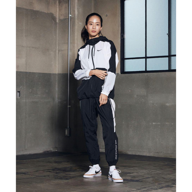 NIKE - NIKE NSW I2SP ATHLETICS EAST WOVEN SETUPの通販 by