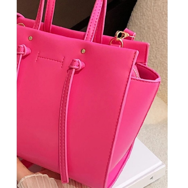 ☆SHEIN☆シーン☆ショッキングピンクBag☆ビビッドピンク ☆SHEIN☆シーン☆ショッキングピンクBag☆ビビッドピンク