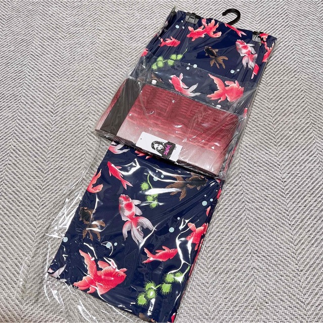 X-girl(エックスガール)のエックスガール  浴衣　GOLDFISH YUKATA レディースの水着/浴衣(浴衣)の商品写真