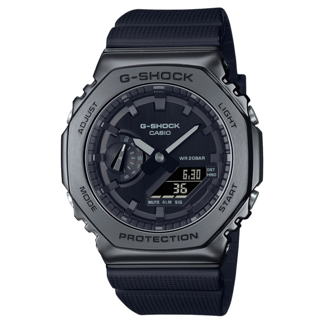 G-SHOCK(ジーショック)のG-SHOCK GM-2100BB-1AJF 新品未使用品 メンズの時計(腕時計(アナログ))の商品写真