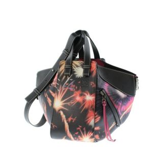 ロエベ(LOEWE)のLOEWE ロエベ ショルダーバッグ - 黒x赤等 【古着】【中古】(ショルダーバッグ)