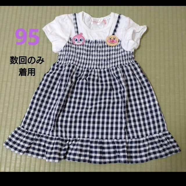 アンパンマン(アンパンマン)のワンピース　95 アンパンマン　ドキンちゃん キッズ/ベビー/マタニティのキッズ服女の子用(90cm~)(ワンピース)の商品写真