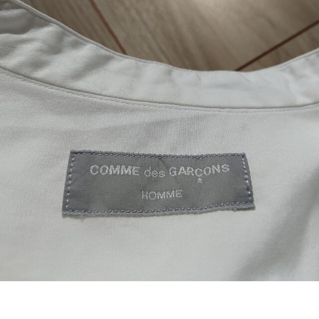 COMME des GARCONS HOMME(コムデギャルソンオム)のコムデギャルソンオム　白シャツ メンズのトップス(シャツ)の商品写真