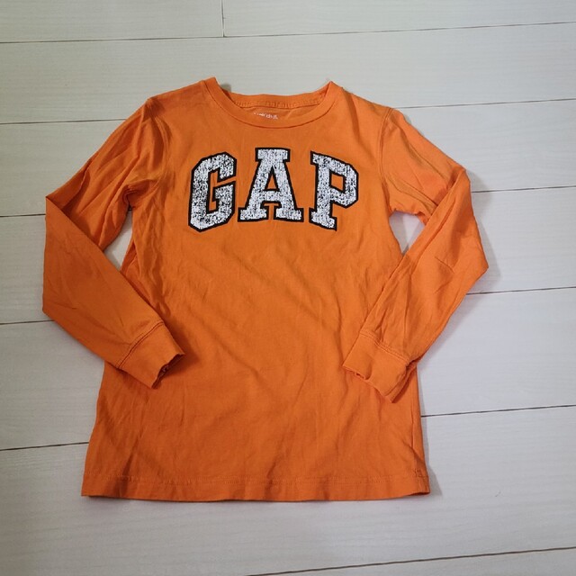 GAP Kids(ギャップキッズ)のGAP 140 キッズ/ベビー/マタニティのキッズ服男の子用(90cm~)(Tシャツ/カットソー)の商品写真