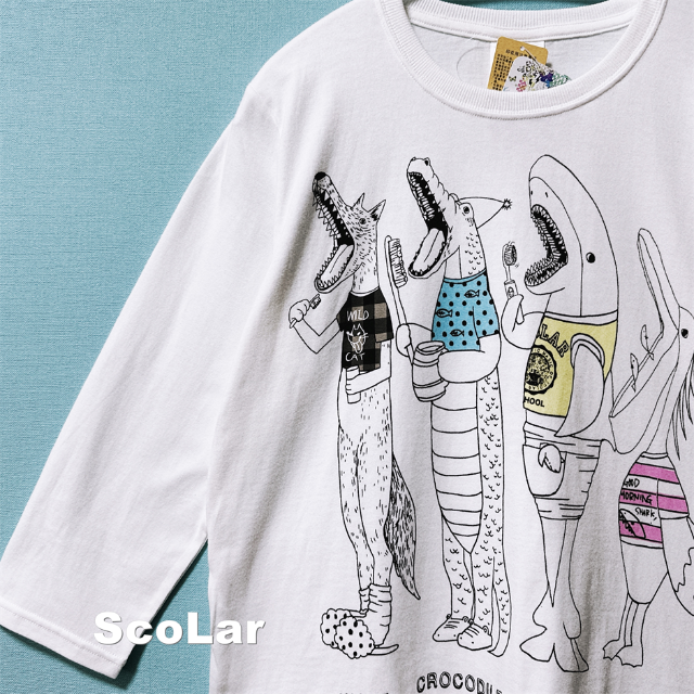 ScoLar(スカラー)の【ScoLar】アニマル歯ブラシグ ラフィック ロングＴシャツ タグ付未使用 レディースのトップス(Tシャツ(長袖/七分))の商品写真