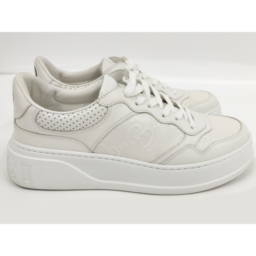 GUCCI - GUCCI スニーカー GGエンボス レザー ホワイト 669582の GUCCI - GUCCI スニーカー GGエンボス レザー ホワイト 669582の