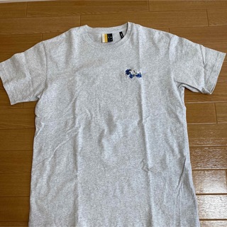 キス(KITH)のKITH花柄Tシャツ　Mサイズ(Tシャツ/カットソー(半袖/袖なし))