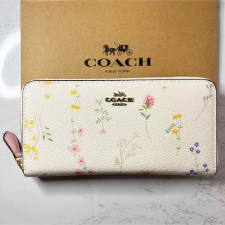 コーチ(COACH) フローラル 財布(レディース)（ピンク/桃色系）の通販