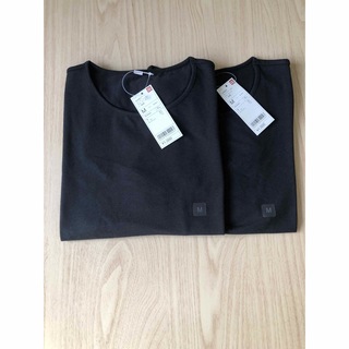 ユニクロ(UNIQLO)の新品未使用　ユニクロ クールネックTシャツ長袖　黒  Mサイズ2枚セットです。(Tシャツ(長袖/七分))
