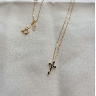 スタージュエリー(STAR JEWELRY)のるぅ様専用　スタージュエリー　ブラックダイヤ　クロスネックレス　18k(ネックレス)