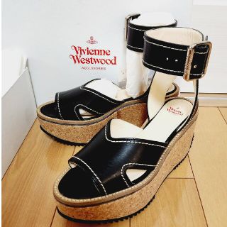 ヴィヴィアン(Vivienne Westwood) サンダル(レディース)の通販 200点