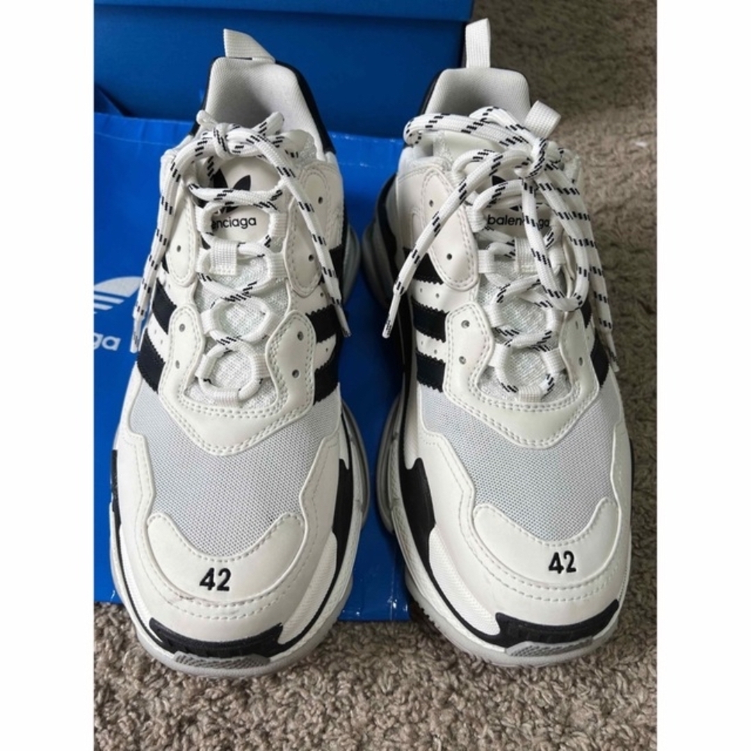 BALENCIAGA x adidas TRIPLE-S SNEAKER BALENCIAGA x adidas TRIPLE-S SNEAKER