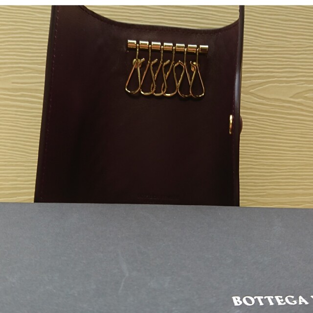Bottega Veneta(ボッテガヴェネタ)の【未使用】ボッテガヴェネタ BOTTEGA VENETA 6連キーケース レディースのファッション小物(キーケース)の商品写真