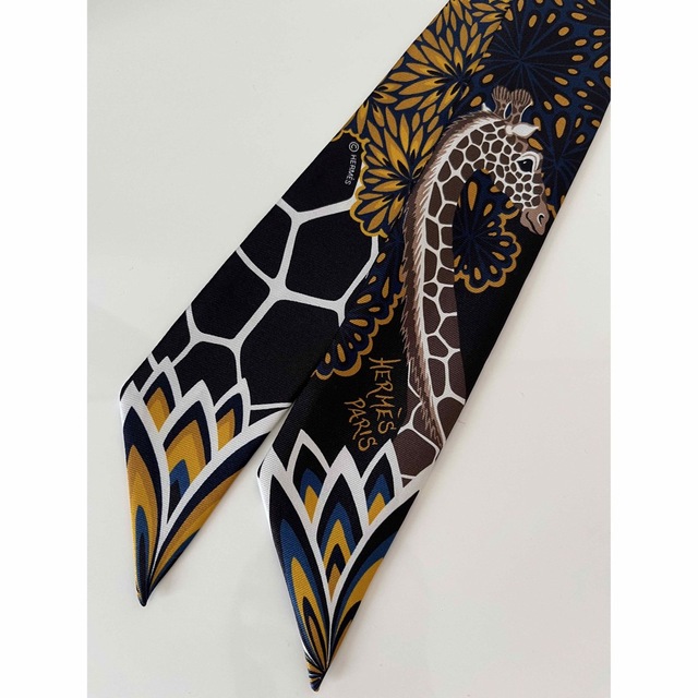 タグ付新品 HERMES エルメス ツイリー 三美神 ブラック-