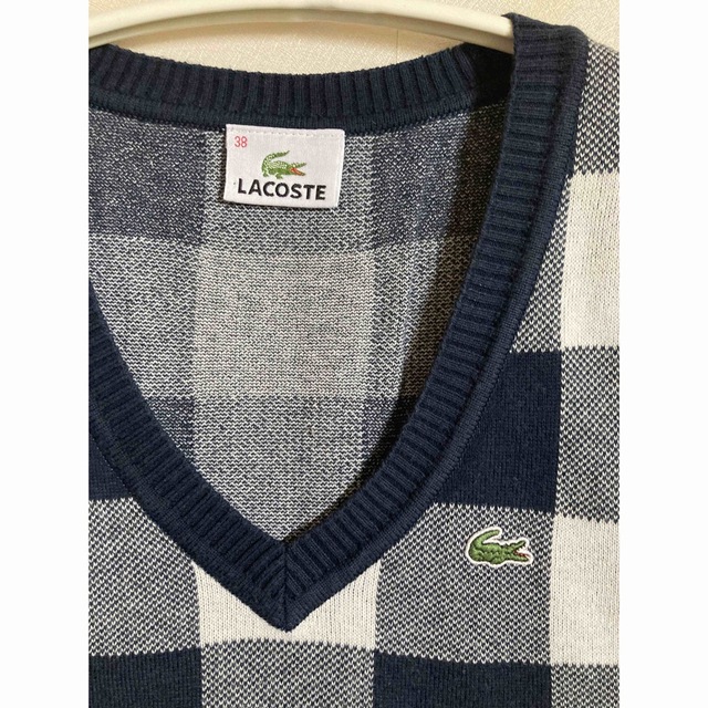 LACOSTE(ラコステ)のお値下げ　ラコステ　ゴルフ　レディース　ベスト スポーツ/アウトドアのゴルフ(ウエア)の商品写真