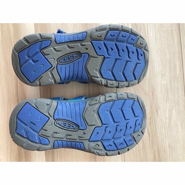 KEEN(キーン)のkeen(キーン) サンダル キッズ 22センチ キッズ/ベビー/マタニティのキッズ靴/シューズ(15cm~)(サンダル)の商品写真