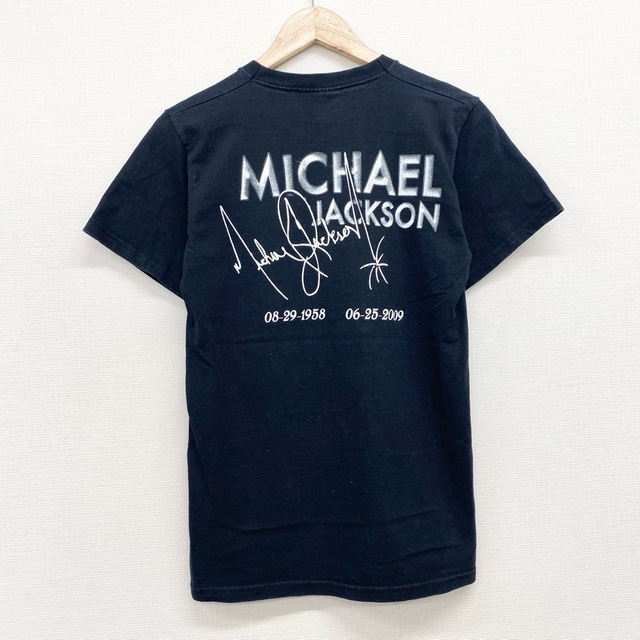 FRUIT OF THE LOOM(フルーツオブザルーム)のUS古着 マイケルジャクソン MICHAEL JACKSON アーティストTシャツ 半袖  サイズ：メンズ S ブラック【中古】 メンズのトップス(Tシャツ/カットソー(半袖/袖なし))の商品写真