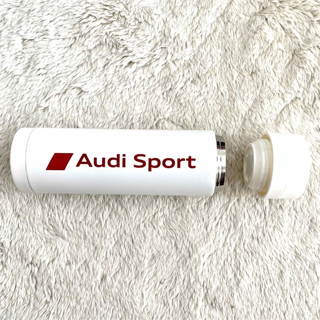 AUDI(アウディ)のAudi サーモボトル 300ml インテリア/住まい/日用品のキッチン/食器(弁当用品)の商品写真