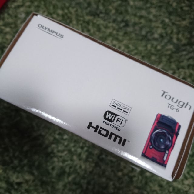 パステルオリーブ 新品、未使用 OLYMPUS Tough TG-6 レッド