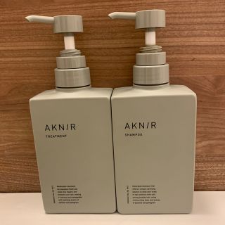 AKN/R アクニー　薬用ヘアシャンプー、ヘアトリートメント(シャンプー/コンディショナーセット)