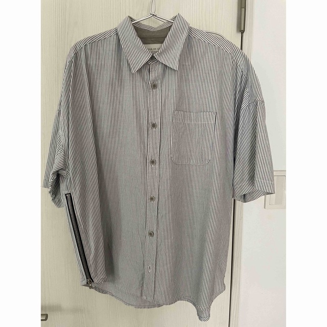 FEAR OF GOD(フィアオブゴッド)のFear of God stripe shirt(4th Collection) メンズのトップス(Tシャツ/カットソー(半袖/袖なし))の商品写真