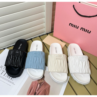 ミュウミュウ 厚底サンダル サンダル(レディース)の通販 41点 | miumiu ミュウミュウ 厚底サンダル サンダル(レディース)の通販 41点 | miumiu
