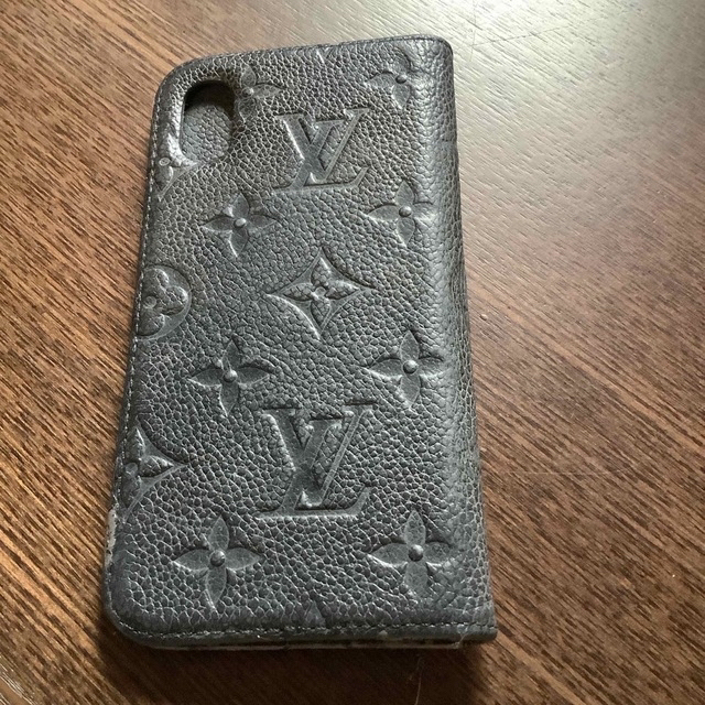 LOUIS VUITTON(ルイヴィトン)のルイヴィトン　iPhoneケース　黒　モノグラム　廃番　ダメージあり　ブラック スマホ/家電/カメラのスマホアクセサリー(iPhoneケース)の商品写真