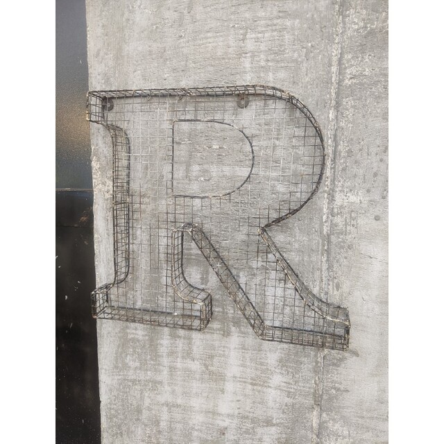 アルファベット看板 R サイン 壁掛け看板 立体式 大型看板  HW-2#