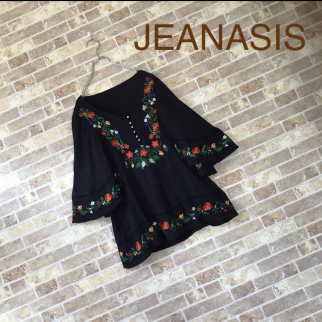 JEANASIS(ジーナシス)のジーナシス/トップス/カットソー レディースのトップス(カットソー(半袖/袖なし))の商品写真