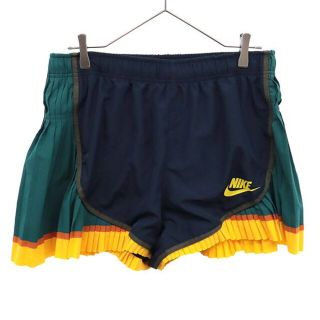 ナイキ(NIKE)のナイキ サカイ コラボ プリーツ 切替 ショートパンツ L NIKE sacai Pleated Tempo Shorts CD6312-451 レディース 【中古】  【230506】(ショートパンツ)