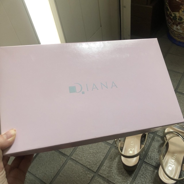 DIANA(ダイアナ)のDIANAのサンダル　べー様専用 レディースの靴/シューズ(サンダル)の商品写真